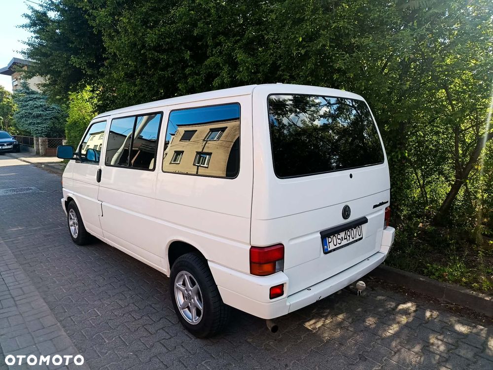 Volkswagen Multivan Standard - 6
