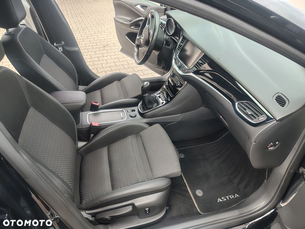 Opel Astra 1.4 Turbo Start/Stop Business - 19