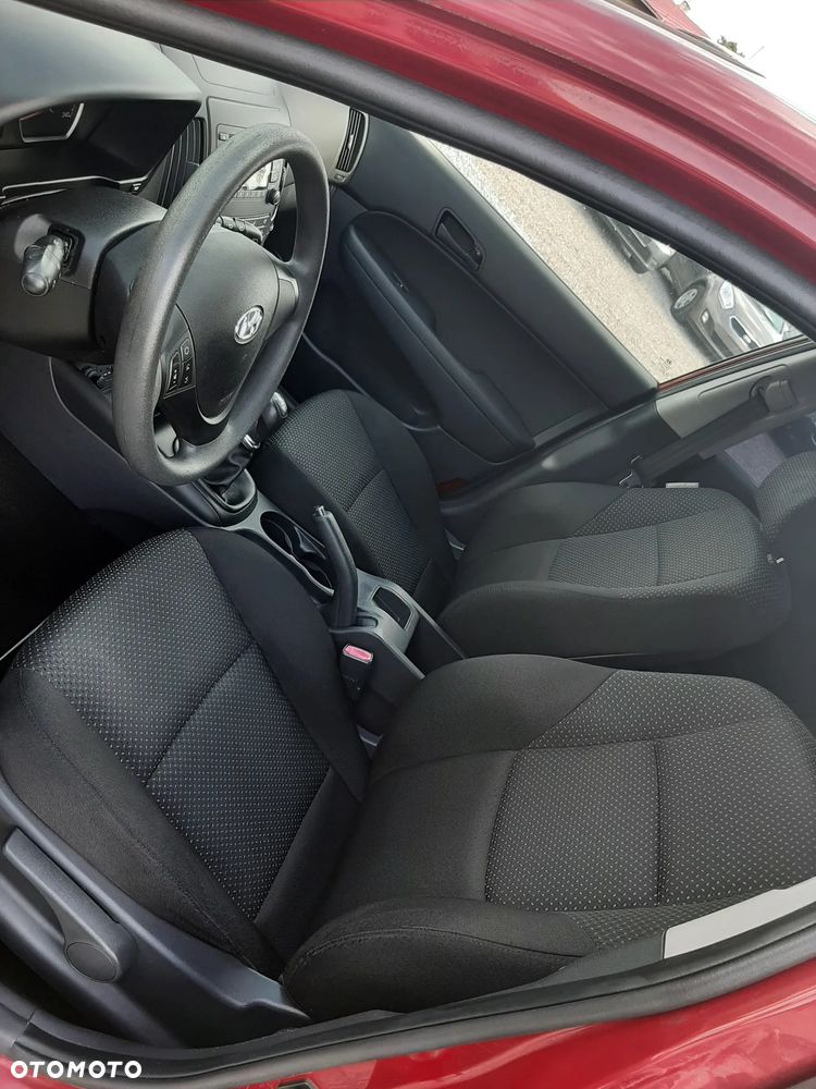 Hyundai i30 1.6 CRDi Classic - 12