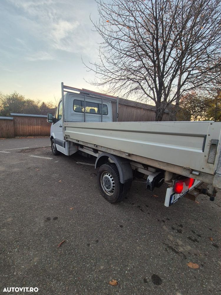 Mercedes-Benz Sprinter - 2