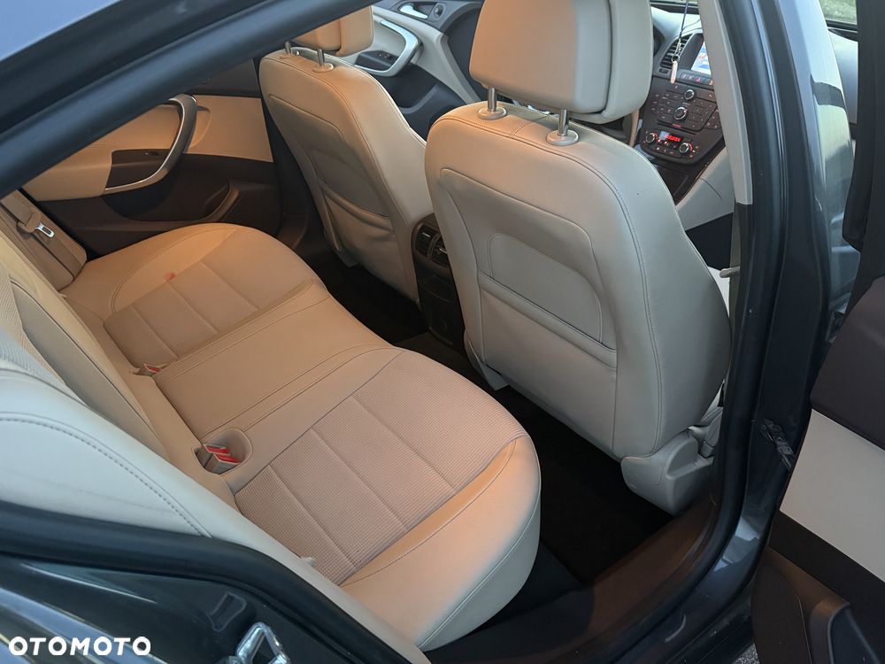 Opel Insignia 2.0 CDTI Cosmo - 29