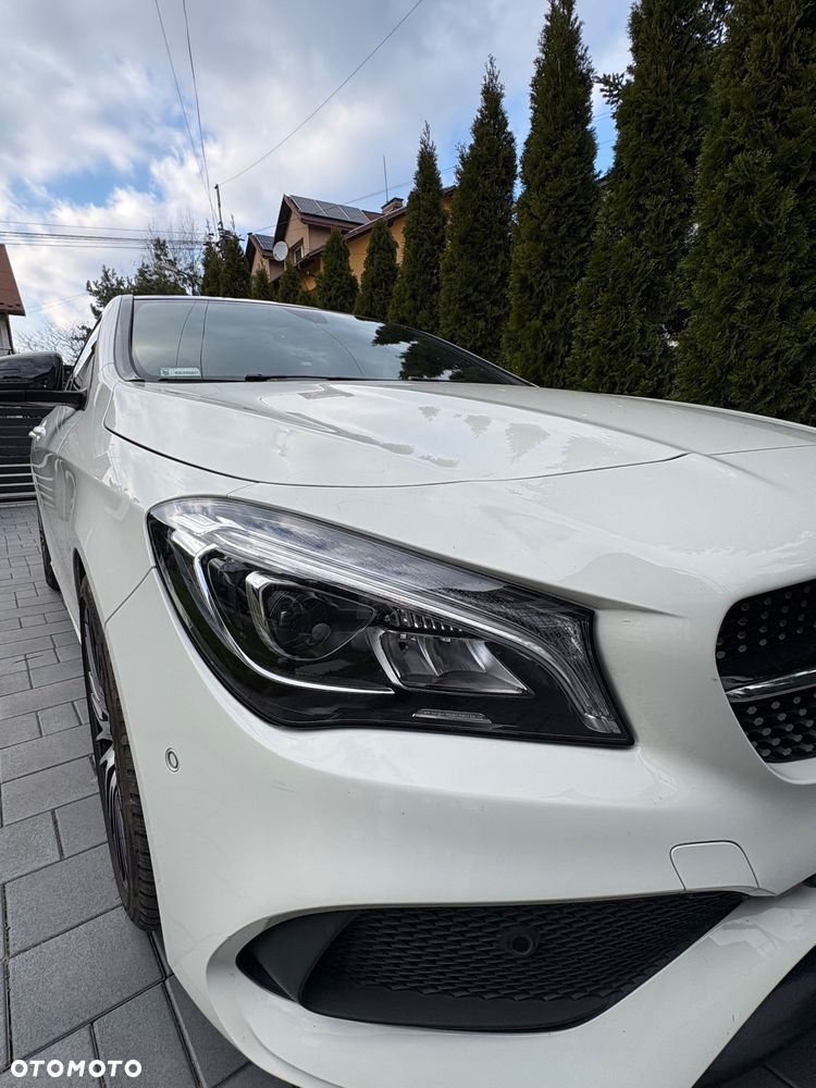Mercedes-Benz CLA 220 4-Matic - 3