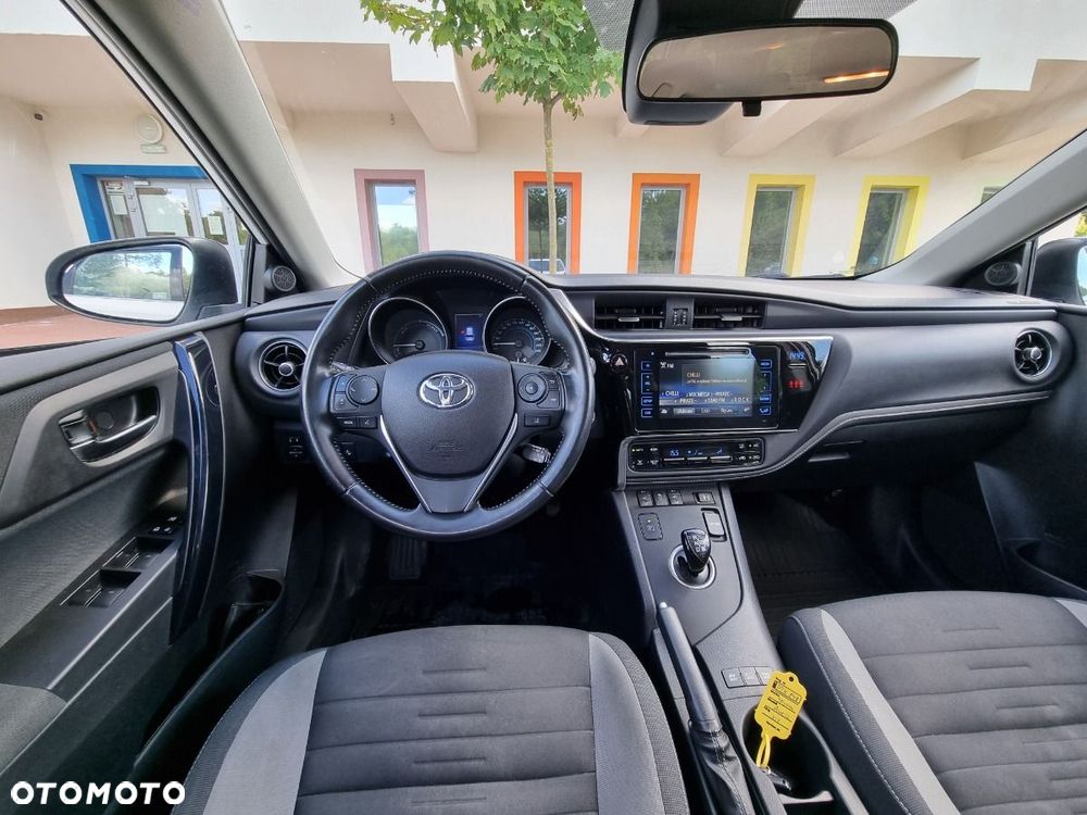 Toyota Auris 1.8 HSD Prestige NAVI - 16
