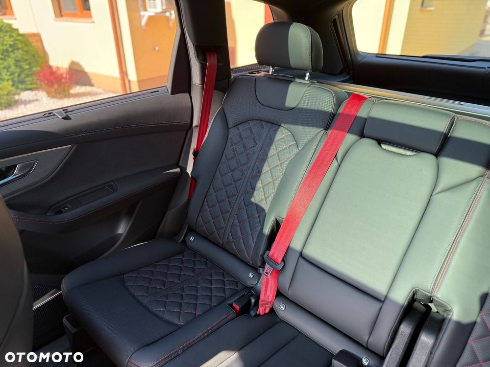 Audi Q7 - 15
