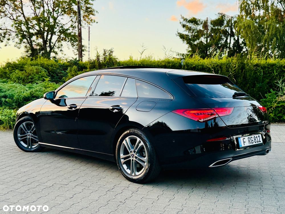 Mercedes-Benz CLA 220 d AMG Line 8G-DCT - 32