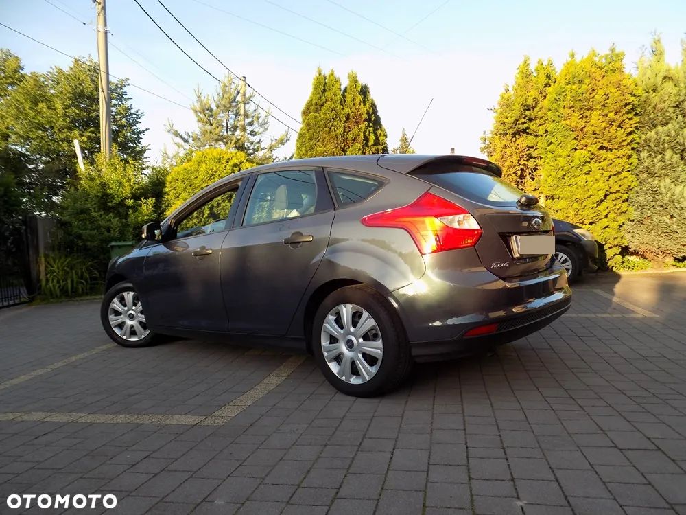 Ford Focus 1.6 Edition - 5