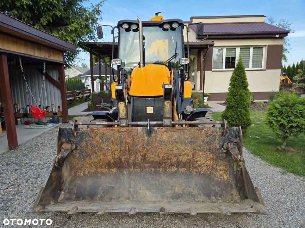 JCB 3CX - 9