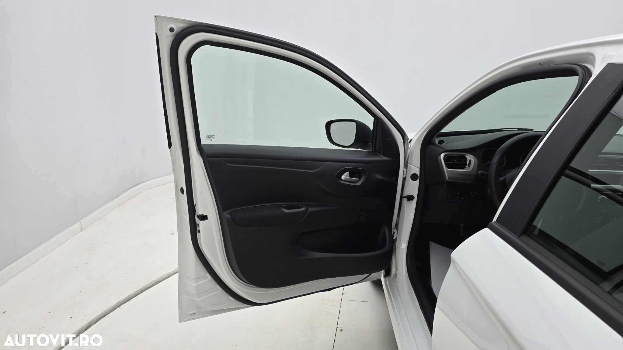 Citroën C-Elysée 1.5 BlueHDi 100 S&S BVM6 Feel - 10