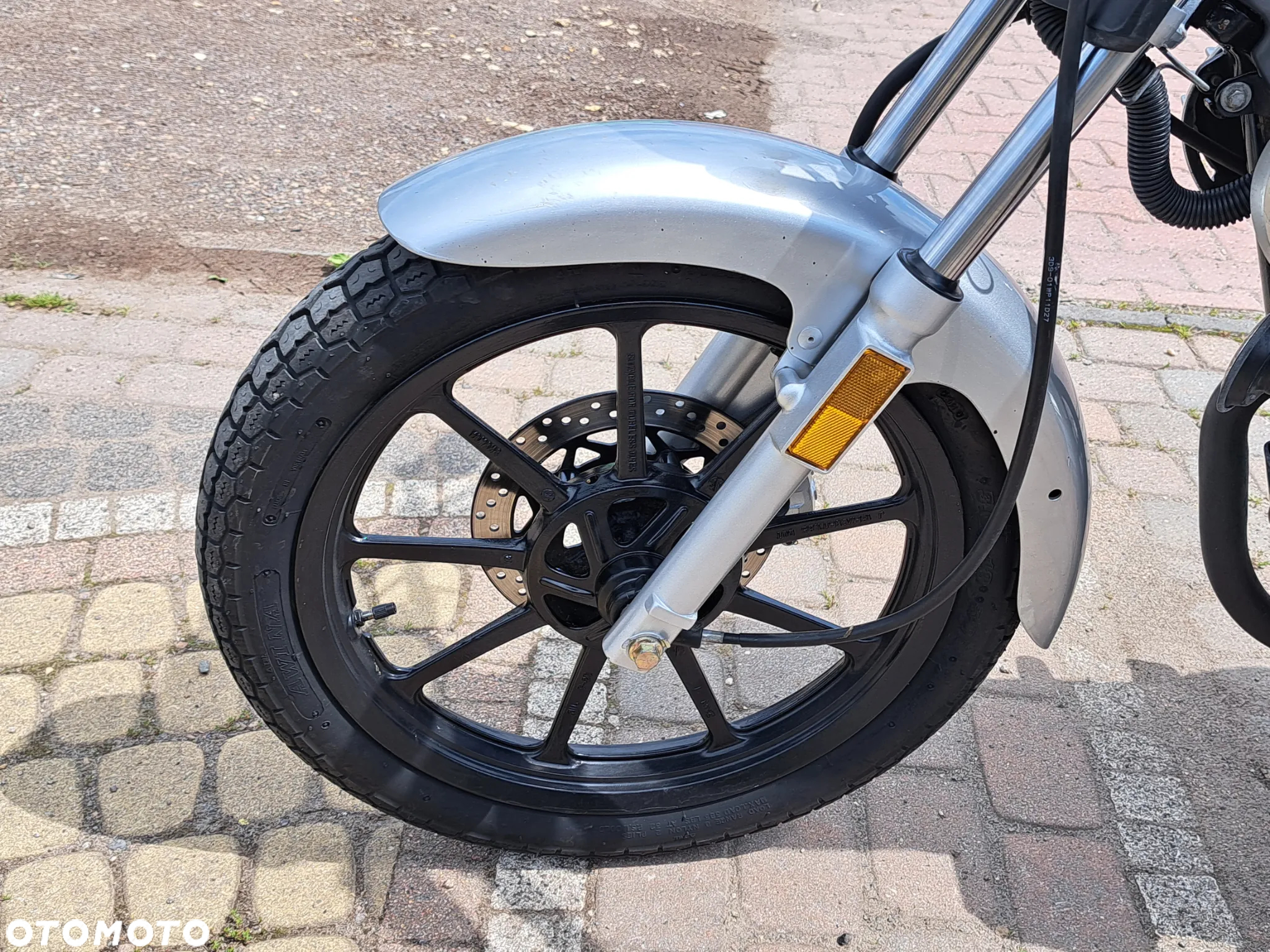 Yamaha YBR - 13
