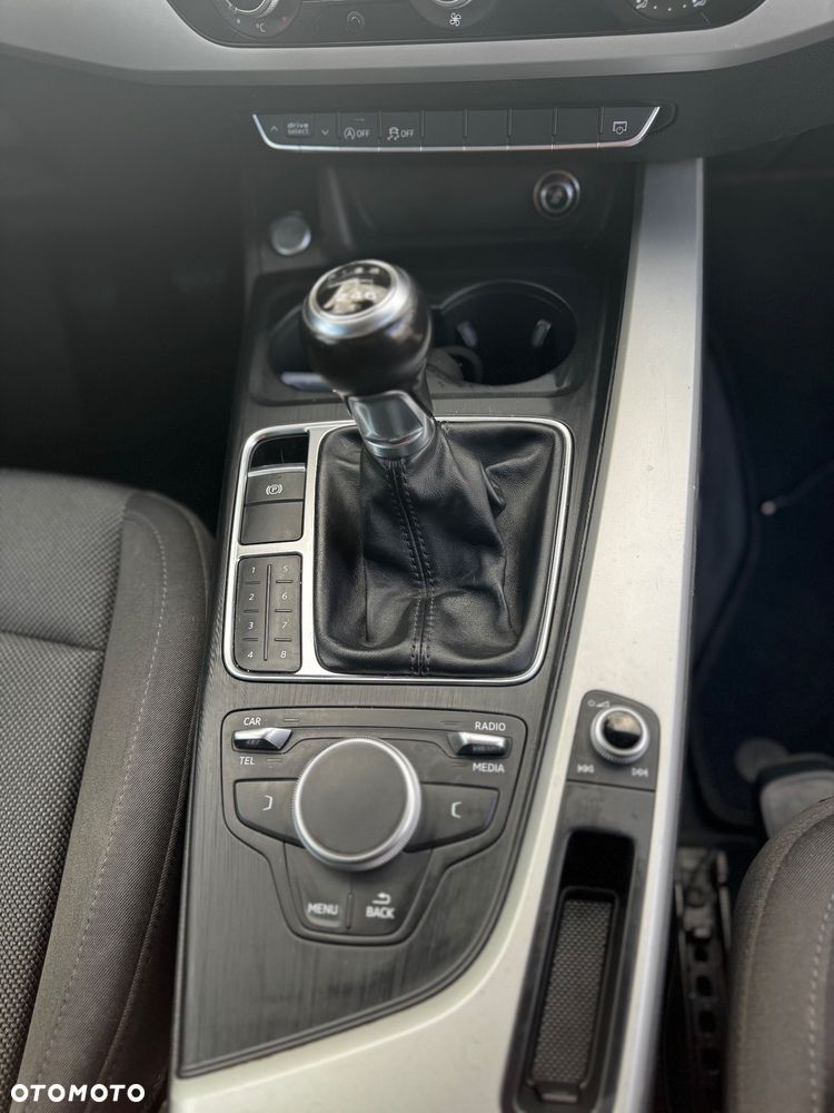 Audi A4 Avant 2.0 TDI - 11