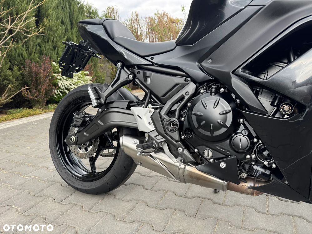 Kawasaki Ninja - 16