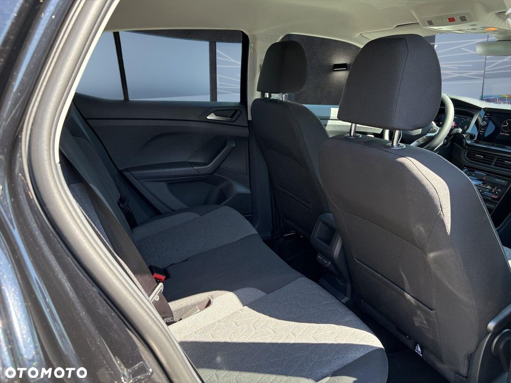 Volkswagen T-Cross - 21
