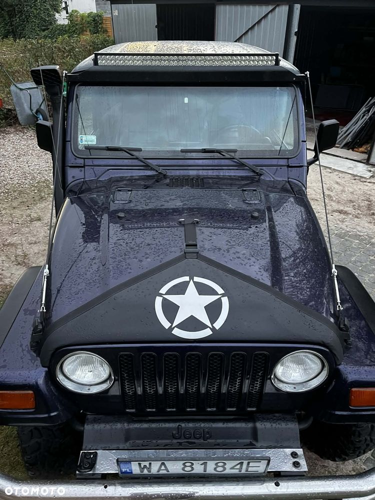 Jeep Wrangler 2.5 Sport - 13