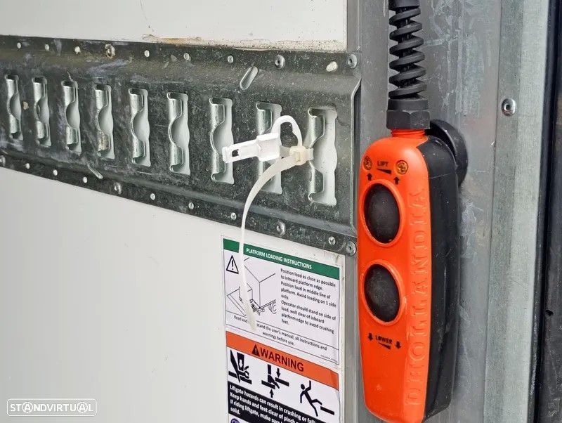 Renault Master Contentor Plataforma - 11