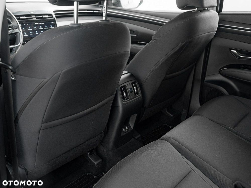 Hyundai Tucson - 24