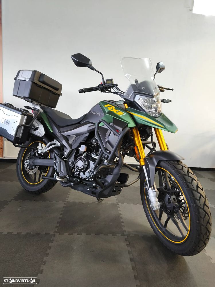 Cyclone RX1 125 PRO SEMINOVA - 1