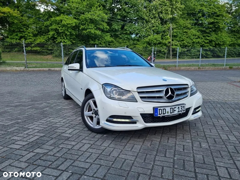 Mercedes-Benz Klasa C 180 T BlueEFFICIENCY Avantgarde - 8