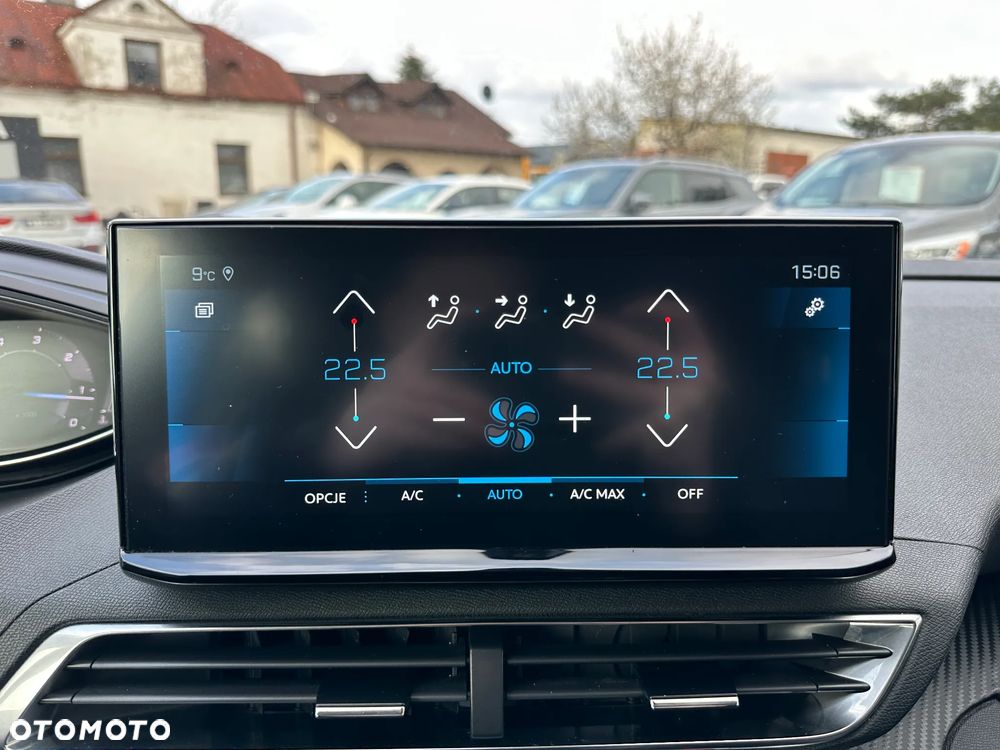 Peugeot 3008 1.5 BlueHDi Allure S&S - 26