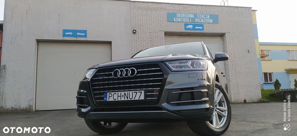 Audi Q7 - 1
