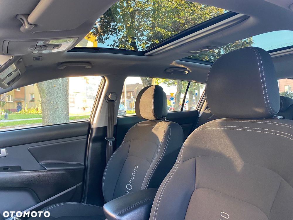 Kia Sportage 1.6 GDI 2WD Dream-Team Edition - 18