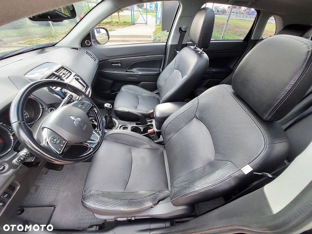 Mitsubishi ASX 1.6 Instyle - 9