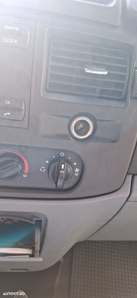 Ford Transit - 10