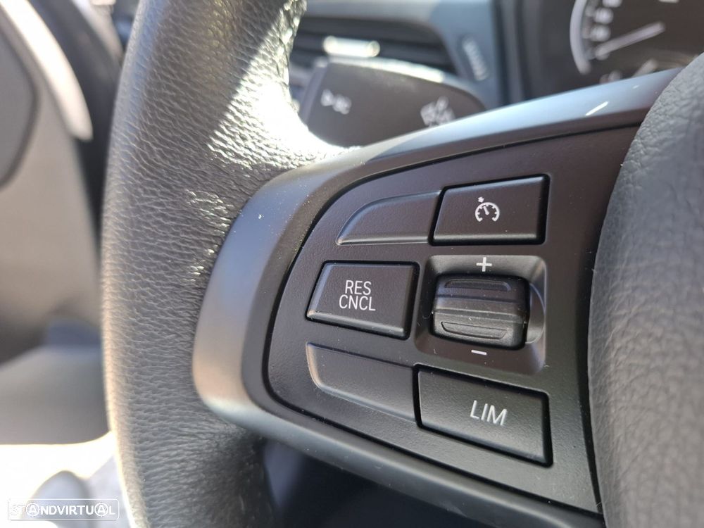 BMW 216 Active Tourer d Advantage Auto - 35