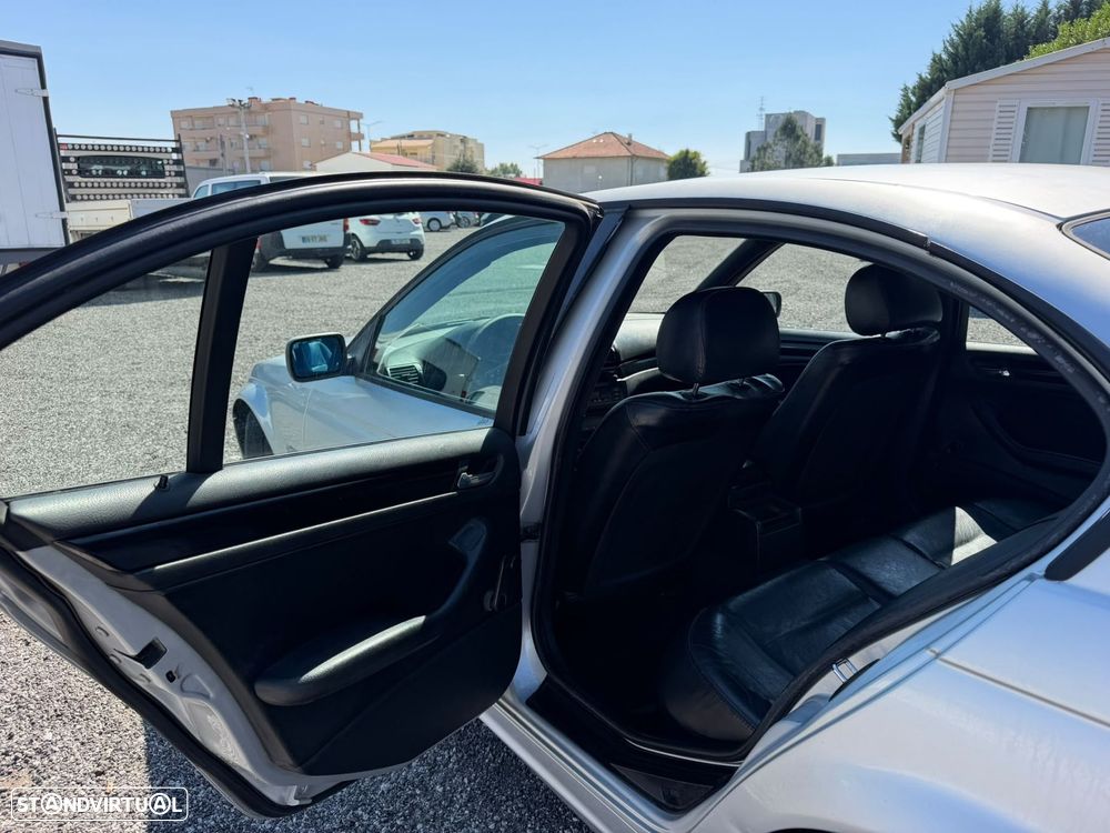 BMW 320 d - 16