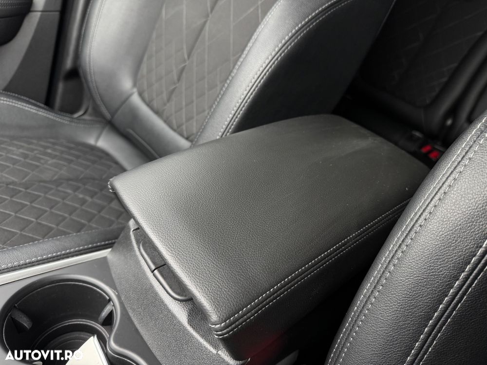 Renault Kadjar BLUE dCi 4X4 Intens - 32