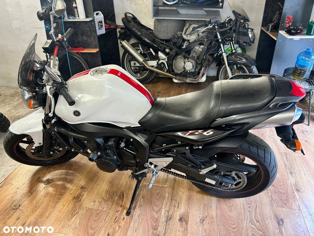 Yamaha FZ6 - 5