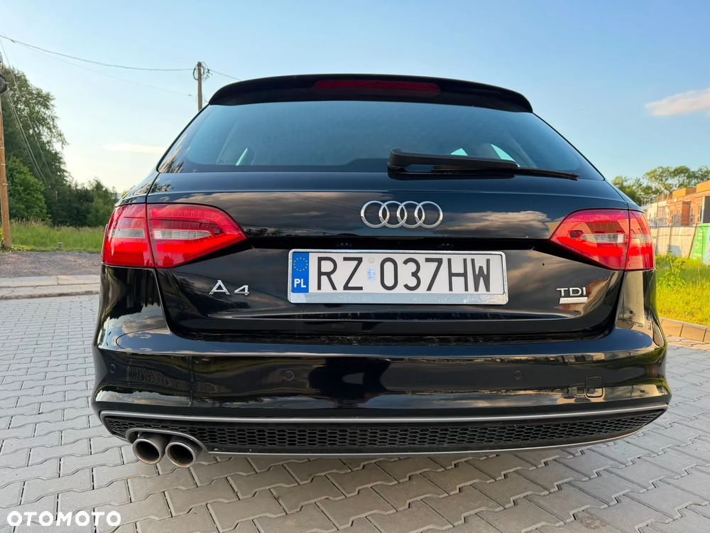 Audi A4 Limousine - 31