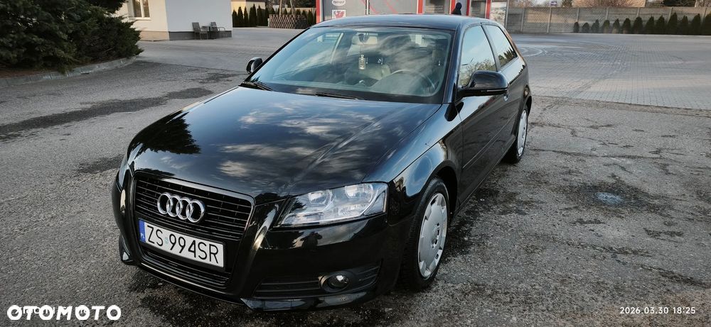 Audi A3 3-drzwiowe 1.4 TFSI S line Sportpaket - 3