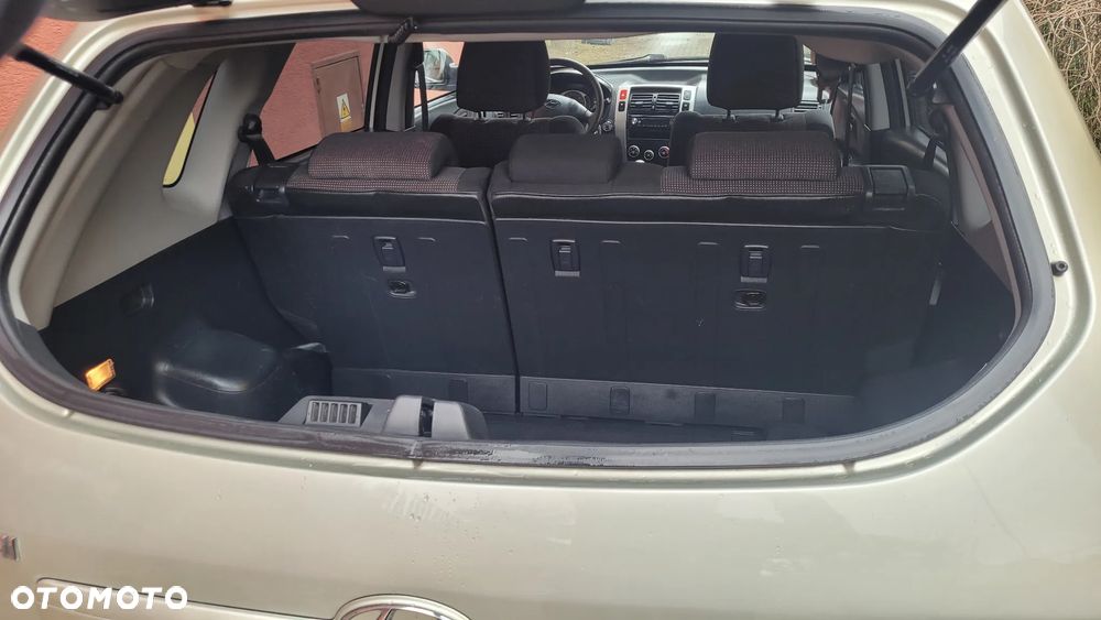 Hyundai Tucson 2.0 Comfort 2WD - 9