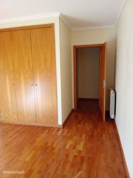 T3+1 Duplex com Terraço e Vista Rio Douro |Oliveira do Douro - Grande imagem: 3/12