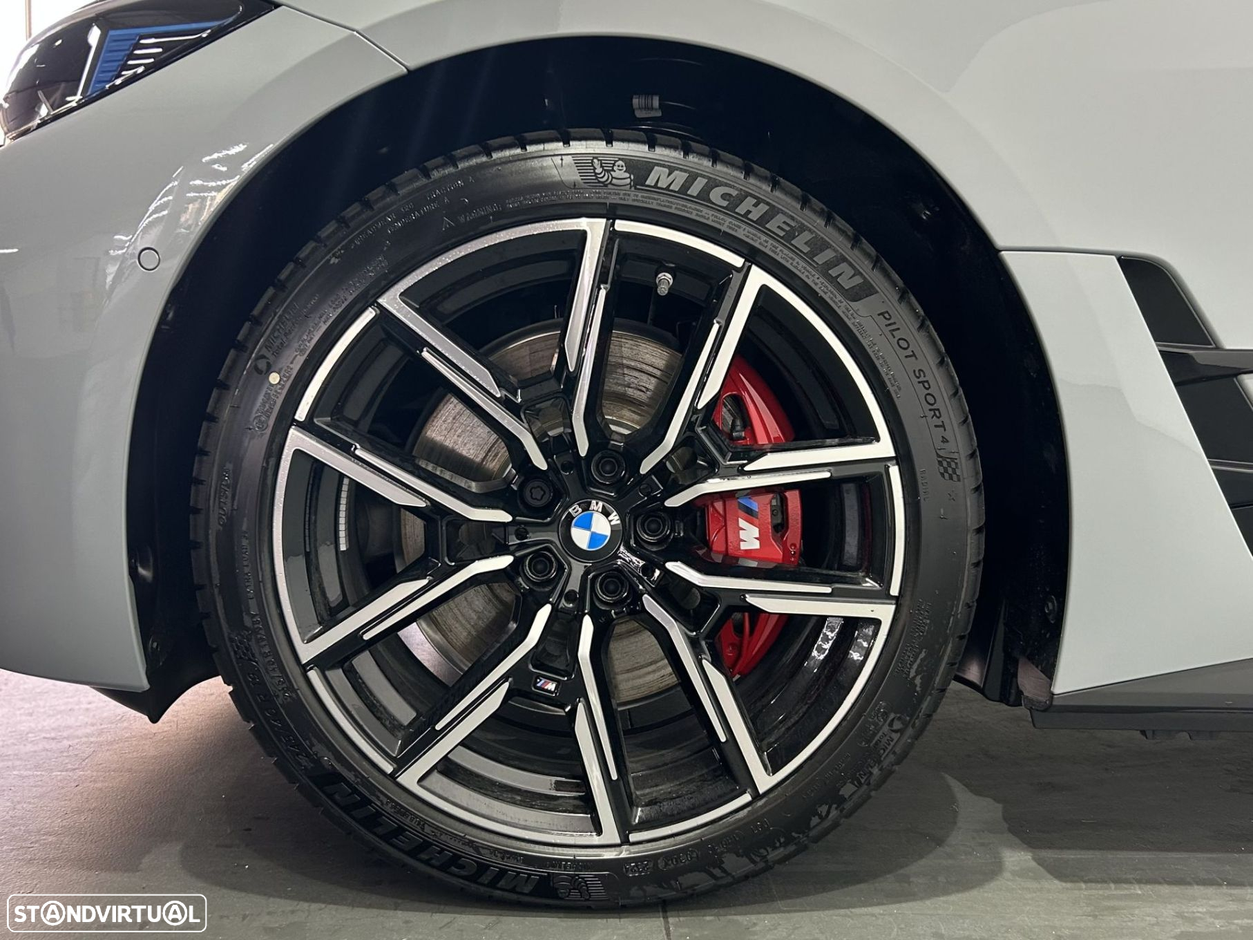 BMW i4 eDrive35 Pack Desportivo M Pro - 6
