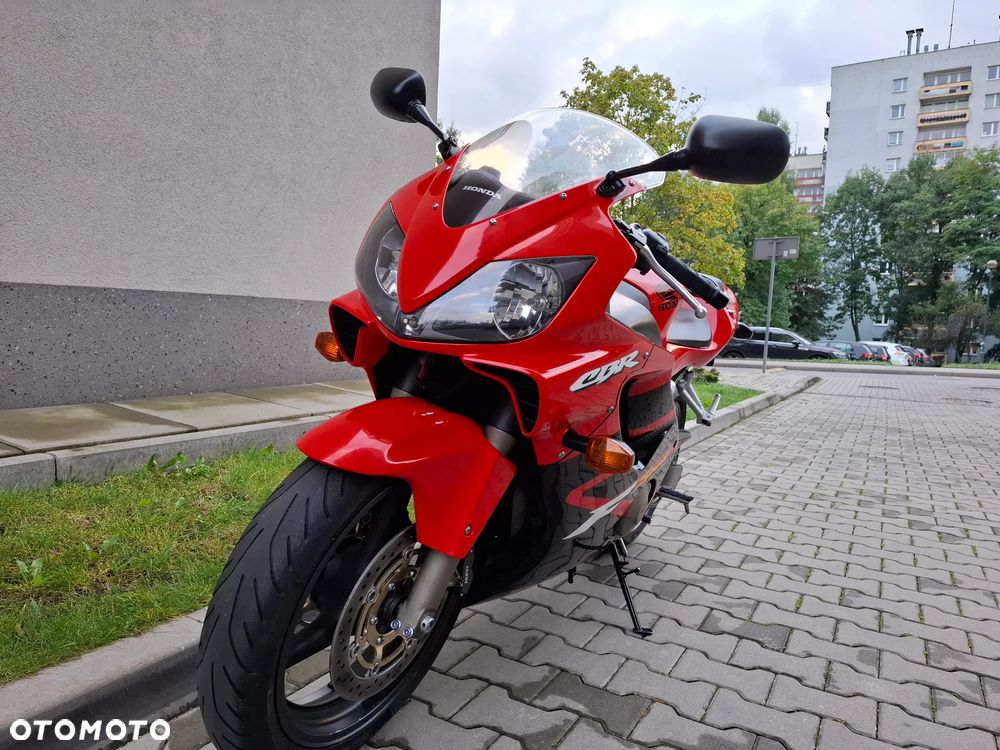 Honda CBR - 6