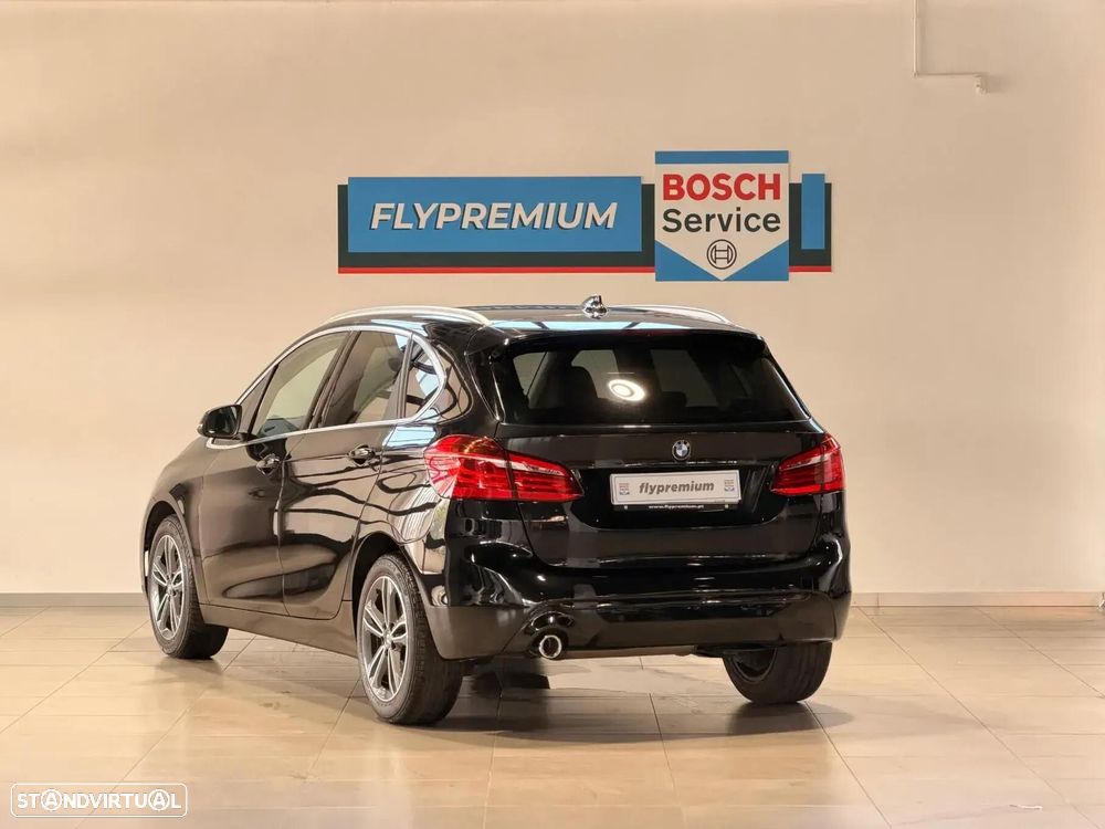 BMW 216 Active Tourer d Line Sport Auto — fotografia 23