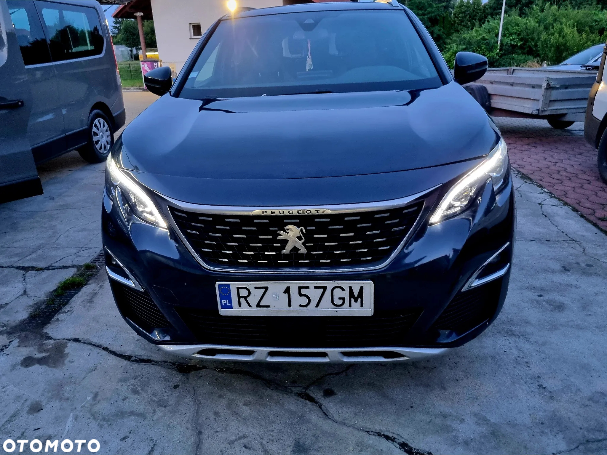 Peugeot 5008 1.6 THP Active S&S EAT6 - 9