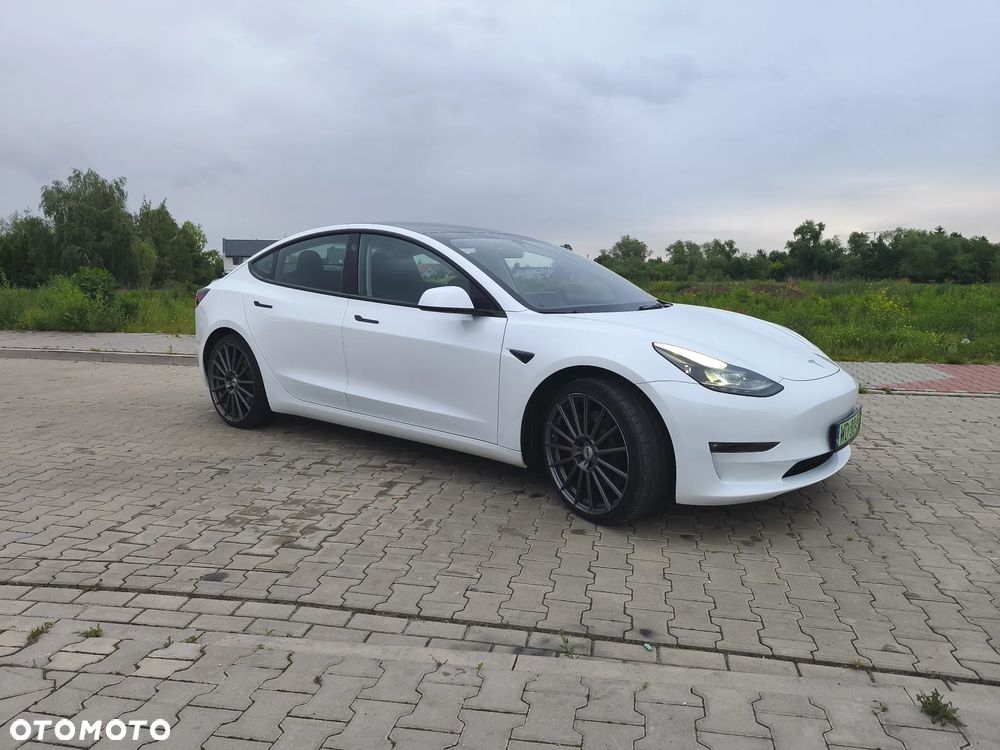 Tesla Model 3 - 15