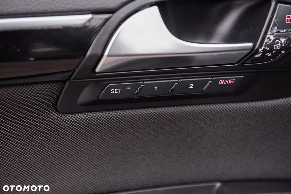 Audi Q7 3.0 TDI DPF quattro tiptronic - 17