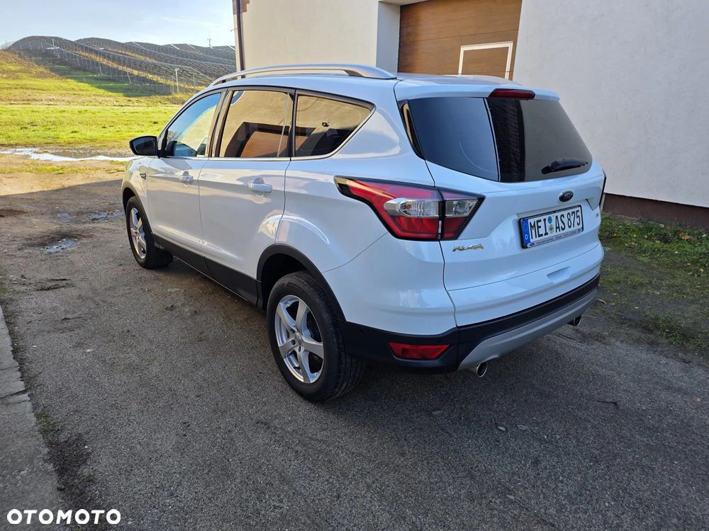 Ford Kuga 2.0 TDCi 4x4 Trend - 34