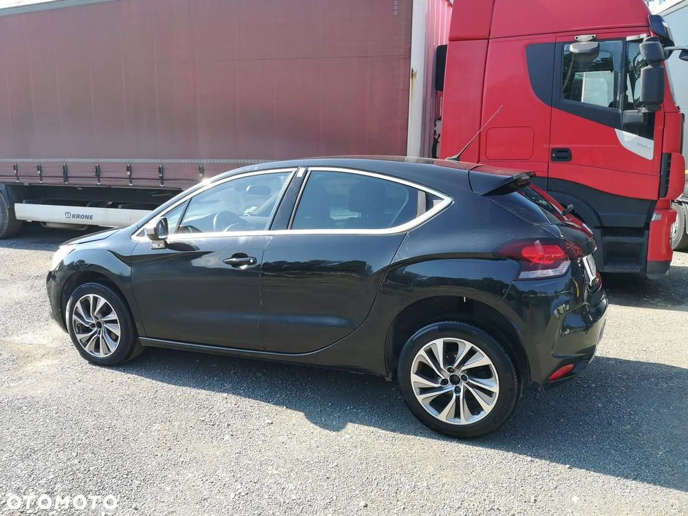Citroën DS4 1.6 HDi SoChic - 5