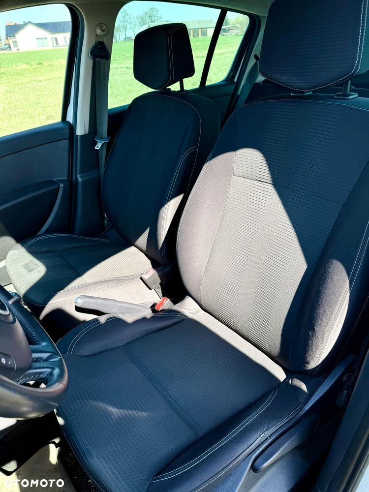 Renault Clio 1.5 dCi Dwudziestka - 6