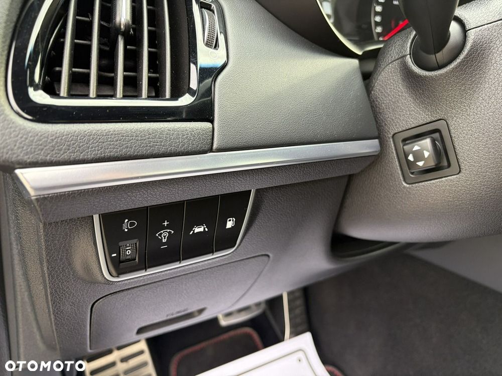 Kia Stinger - 20