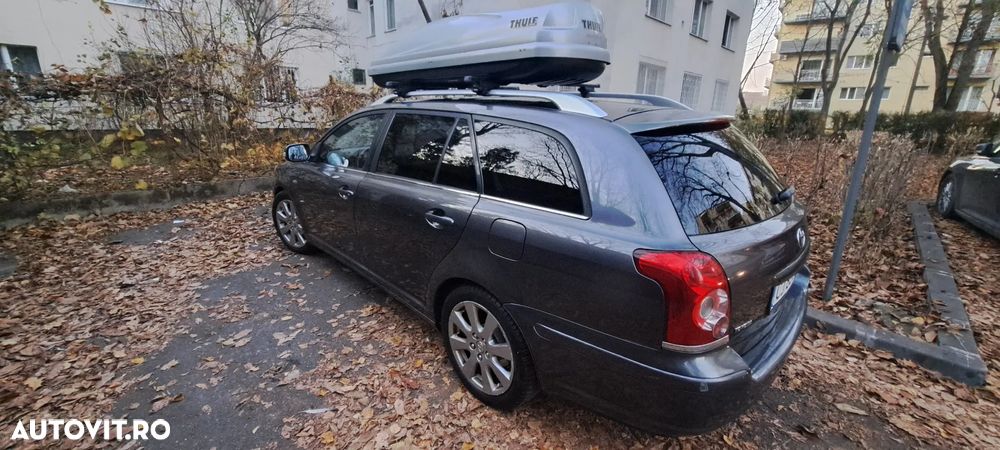 Toyota Avensis 2.2 D-CAT Travel - 2