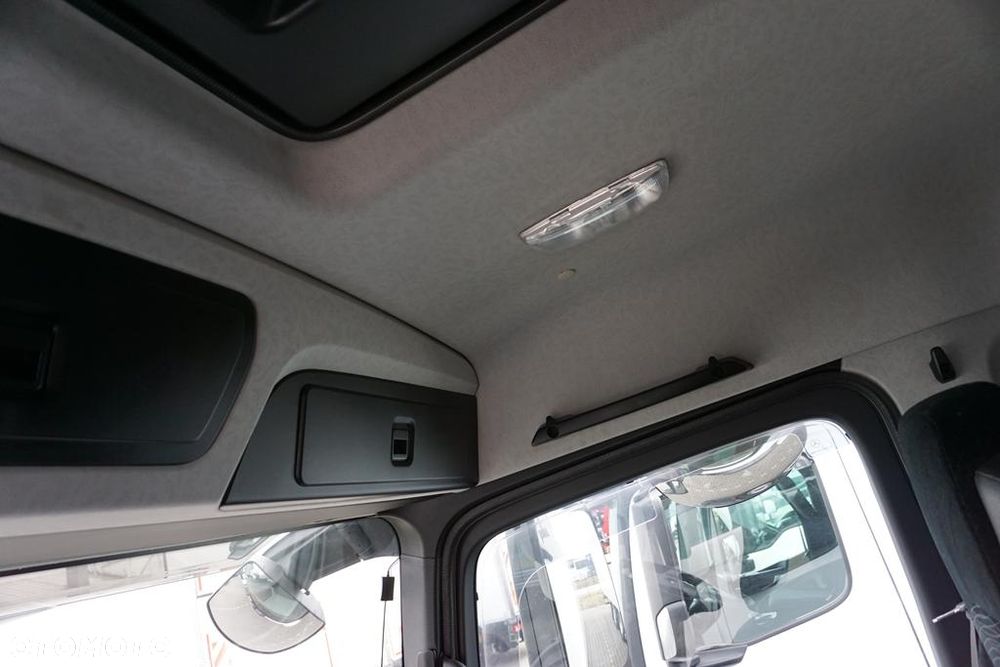 Mercedes-Benz ANTOS / 2545 / EURO 6 / CHŁODNIA + WINDA / 23 PALETY / OŚ SKRĘTNA - 23