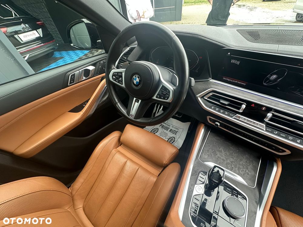 BMW X6 xDrive40d mHEV - 17