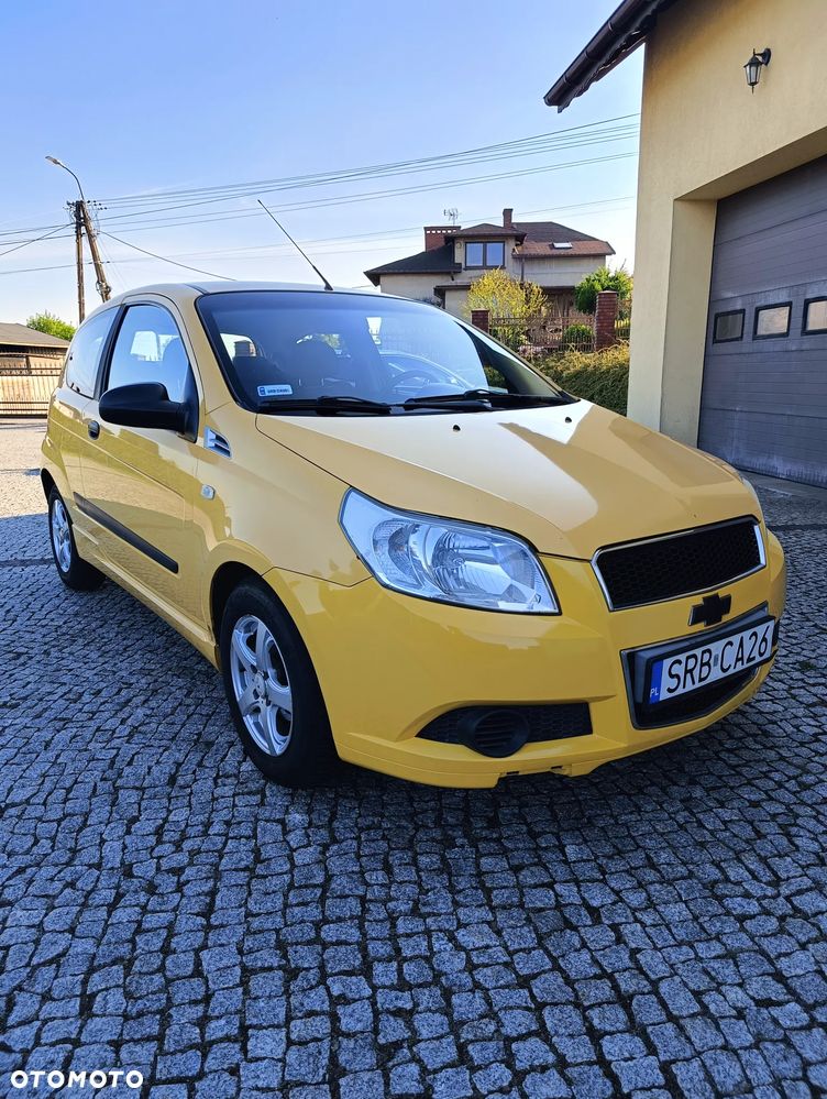 Chevrolet Aveo 1.2 16V Base - 8