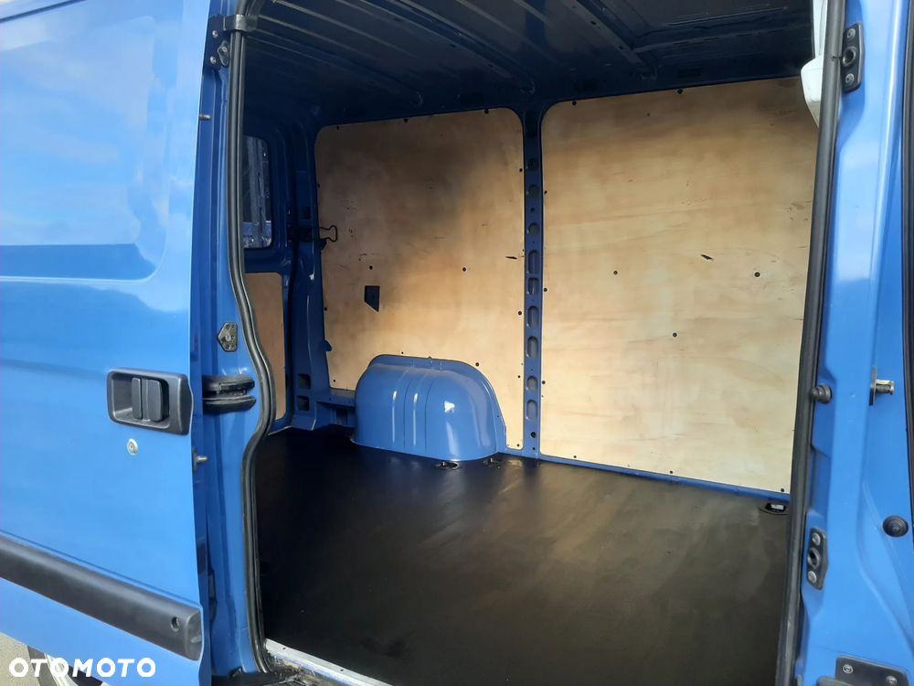 Renault Master - 15