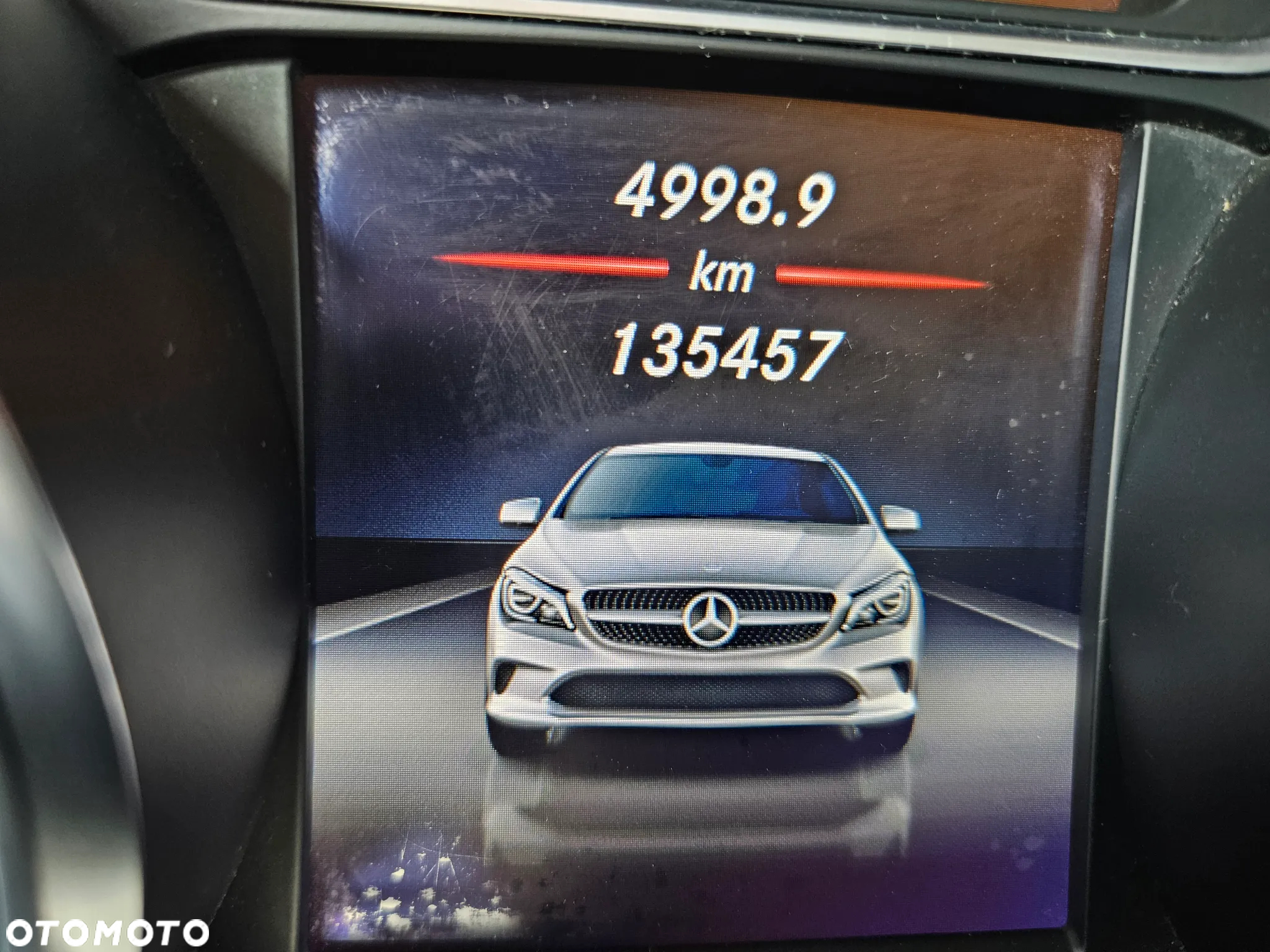Mercedes-Benz CLA Shooting Brake 180 d 7G-DCT AMG Line - 19
